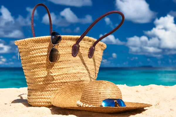 Bag on beach — Stock Photo, Image