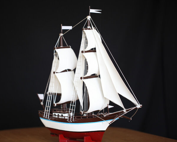 Модель корабля
