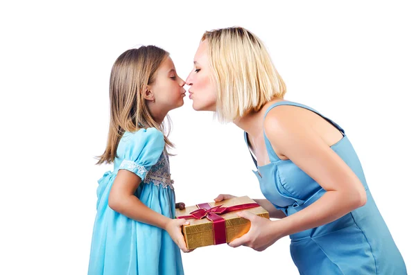 Feliz mamá y su hija en blanco —  Fotos de Stock