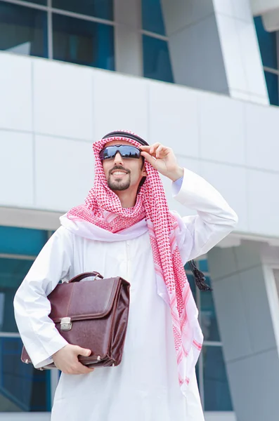 Araber im Sommer auf der Straße — Stockfoto