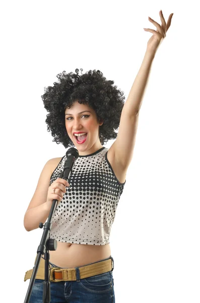 Femme avec coupe de cheveux afro sur blanc — Photo