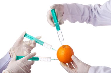 Bilim deneme portakal ve şırınga ile