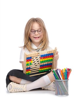 abaküs beyaz küçük kızla