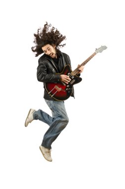 genç adam beyaz gitar çalmak