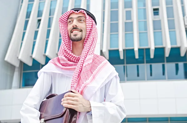 Arabe dans la rue en été — Photo