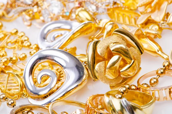 Große Sammlung von Goldschmuck — Stockfoto