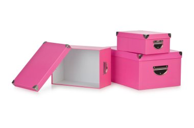 pembe giftboxes üzerinde beyaz izole