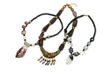 güzel necklase üzerinde beyaz izole