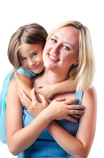 Mãe feliz e filha no branco — Fotografia de Stock