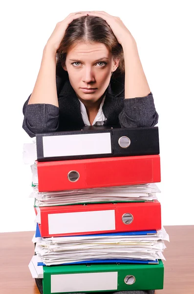 Geschäftsfrau mit vielen Ordnern — Stockfoto