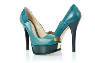 Kadın ayakkabıları beyazda izole edilmiş