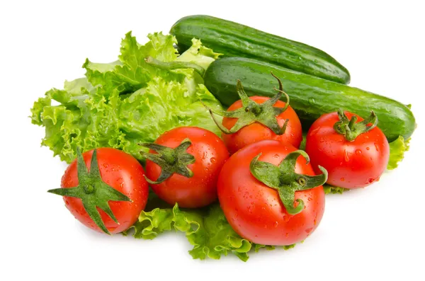 Огірки і помідори готові до салату — стокове фото