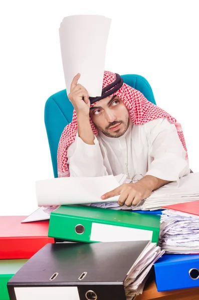 Арабский бизнесмен в бизнес-концепции на белом — стоковое фото