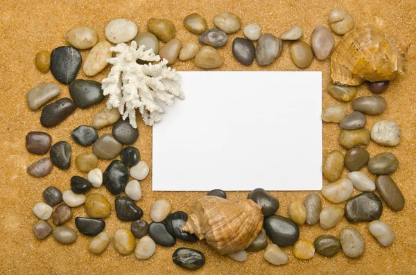 Mensaje en blanco en la arena — Foto de Stock
