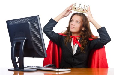 Süper kadın işçi ofisinde çalışan crown ile