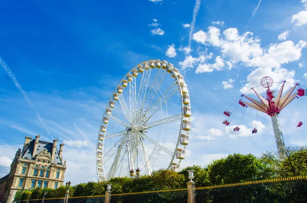 Ferris wiel in entertainmentcentrum — Stockfoto