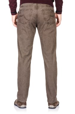 Beyaz pantolonlu moda konsepti