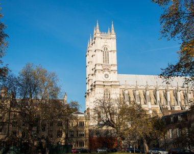 Westminster abbey aydınlık yaz gününde