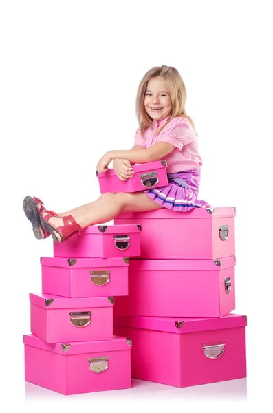 Aranyos kislány, sok-sok doboz — Stock Fotó