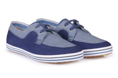 spor ayakkabı kavramı üzerinde beyaz spor ayakkabı