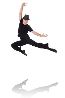 Dansçı beyaz üzerinde dans ediyor
