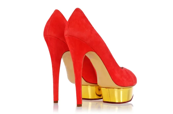 Zapatos de mujer elegantes rojos aislados en el blanco — Foto de Stock