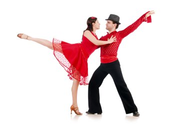 Bir çift dansçı beyazın üzerinde izole edilmiş