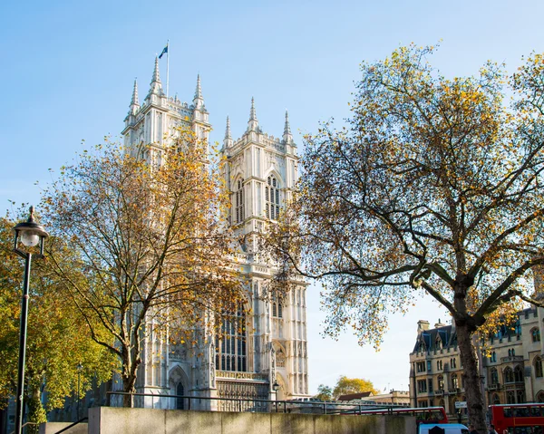 Abadia de Westminster no dia de verão brilhante — Fotografia de Stock