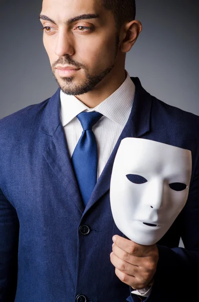Concept d'espionnage industriel avec homme d'affaires masqué — Photo