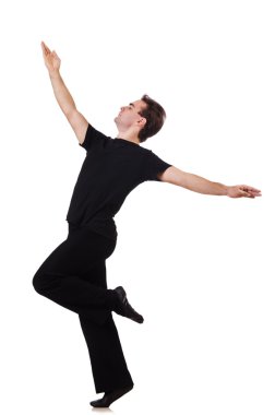 Dansçı beyaz üzerinde dans ediyor