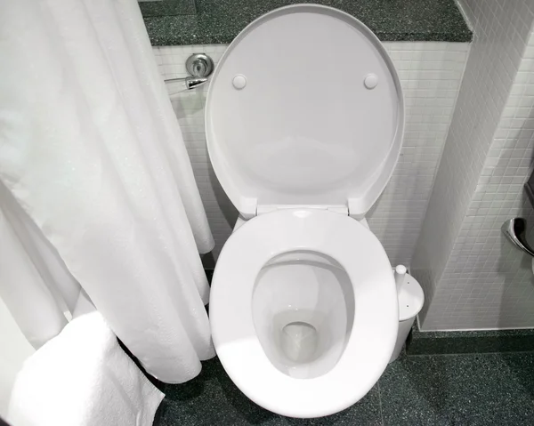 Toilet in de badkamer — Stockfoto