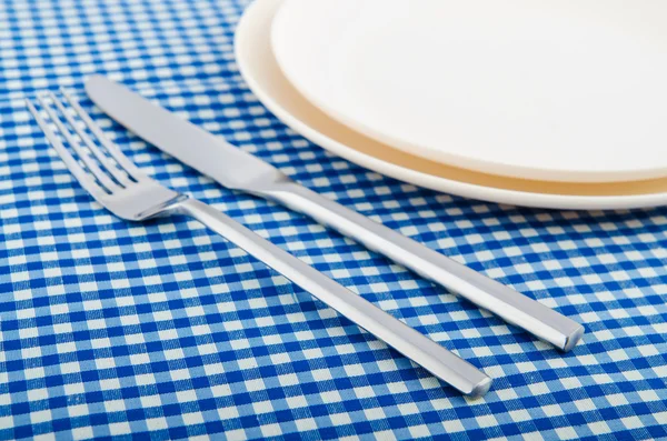 Configuração de mesa com faca e garfo — Fotografia de Stock