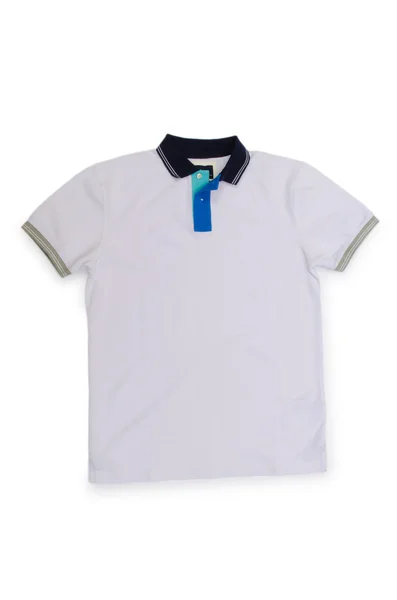 Camiseta masculina isolada no fundo branco — Fotografia de Stock