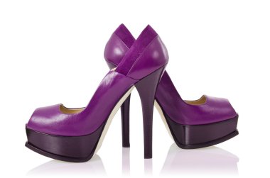 Kadın ayakkabıları beyazda izole edilmiş