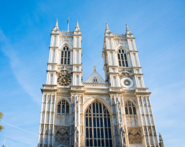 Westminster abbey aydınlık yaz gününde