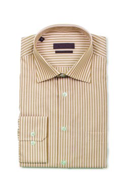 Beyaz gömlekli hoş bir erkek.