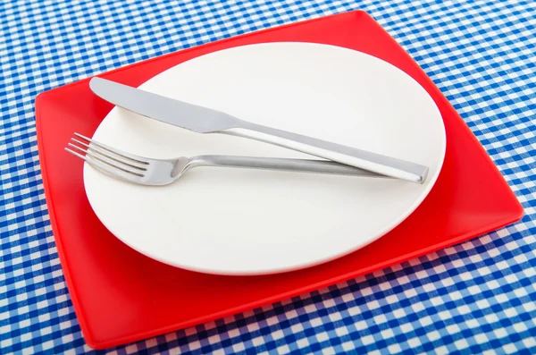 Nastavení stolu s nožem a vidličkou — Stock fotografie