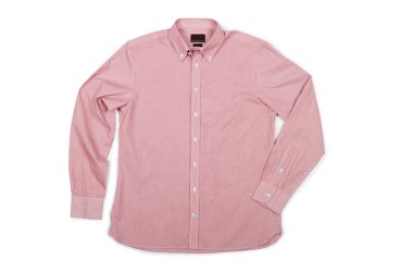 Beyaz gömlekli hoş bir erkek.