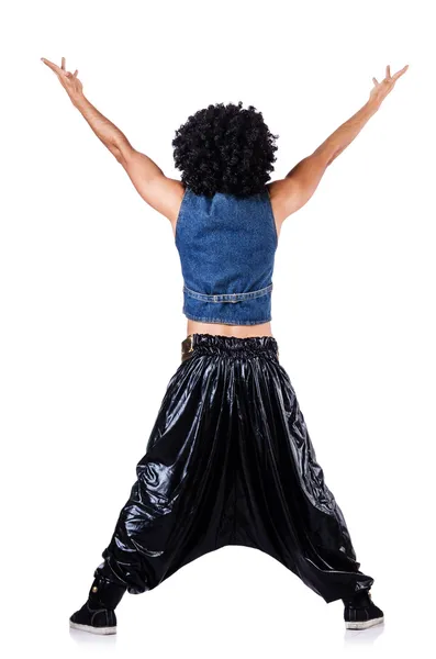 Рэп танцовщица в широких штанах на белом — стоковое фото