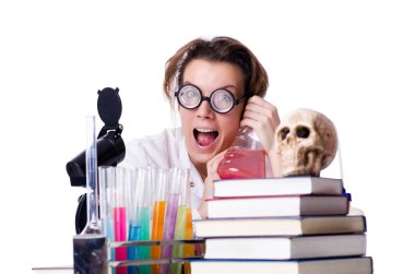 çılgın kadın kimyager laboratuar