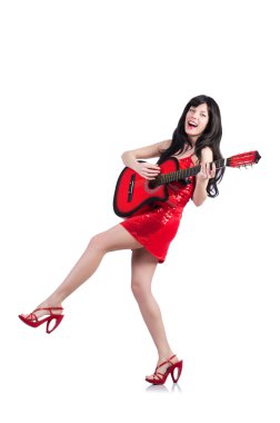 Beyaz genç şarkıcı gitar
