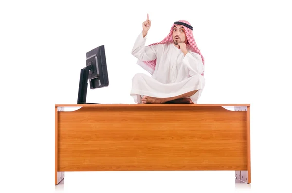Arabe assis à son bureau — Photo