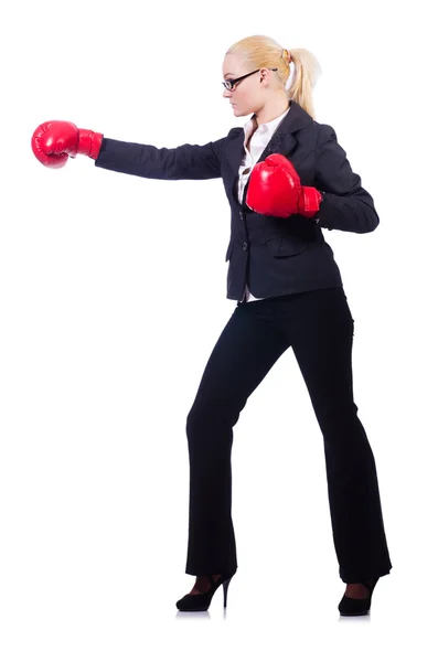 Mulher empresária com luvas de boxe em branco — Fotografia de Stock