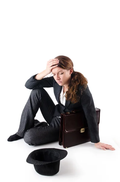 Mujer de negocios mendigando algo de dinero en blanco — Foto de Stock