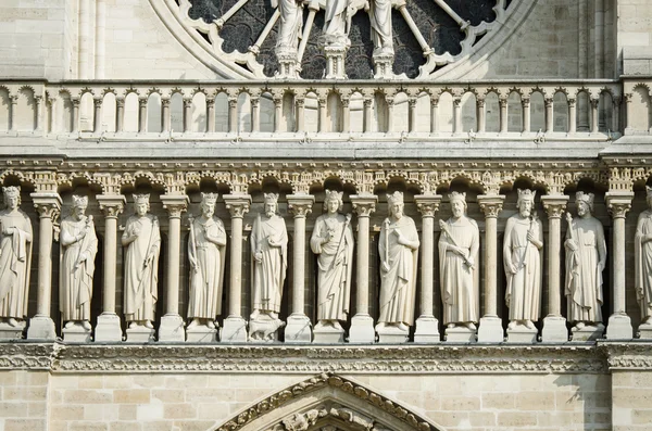 Delar av notre dame-katedralen — Stockfoto