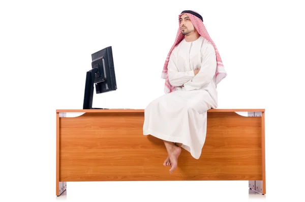 Hombre árabe sentado en su escritorio —  Fotos de Stock