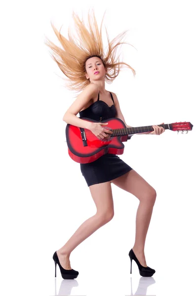 Vrouw speelt gitaar geïsoleerd op de witte — Stockfoto