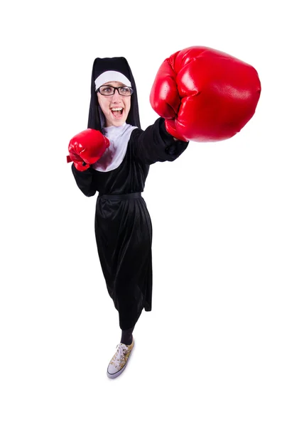 Monja con guantes de boxeo aislados en blanco — Foto de Stock