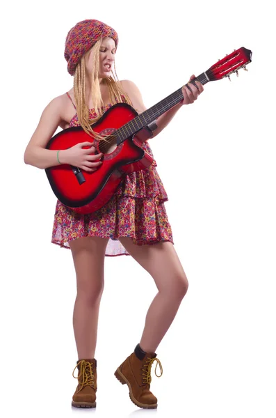 Guitarrista mujer aislada en blanco — Foto de Stock