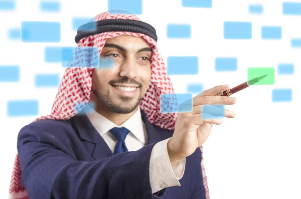 Uomo arabo premendo pulsanti virtuali — Foto Stock